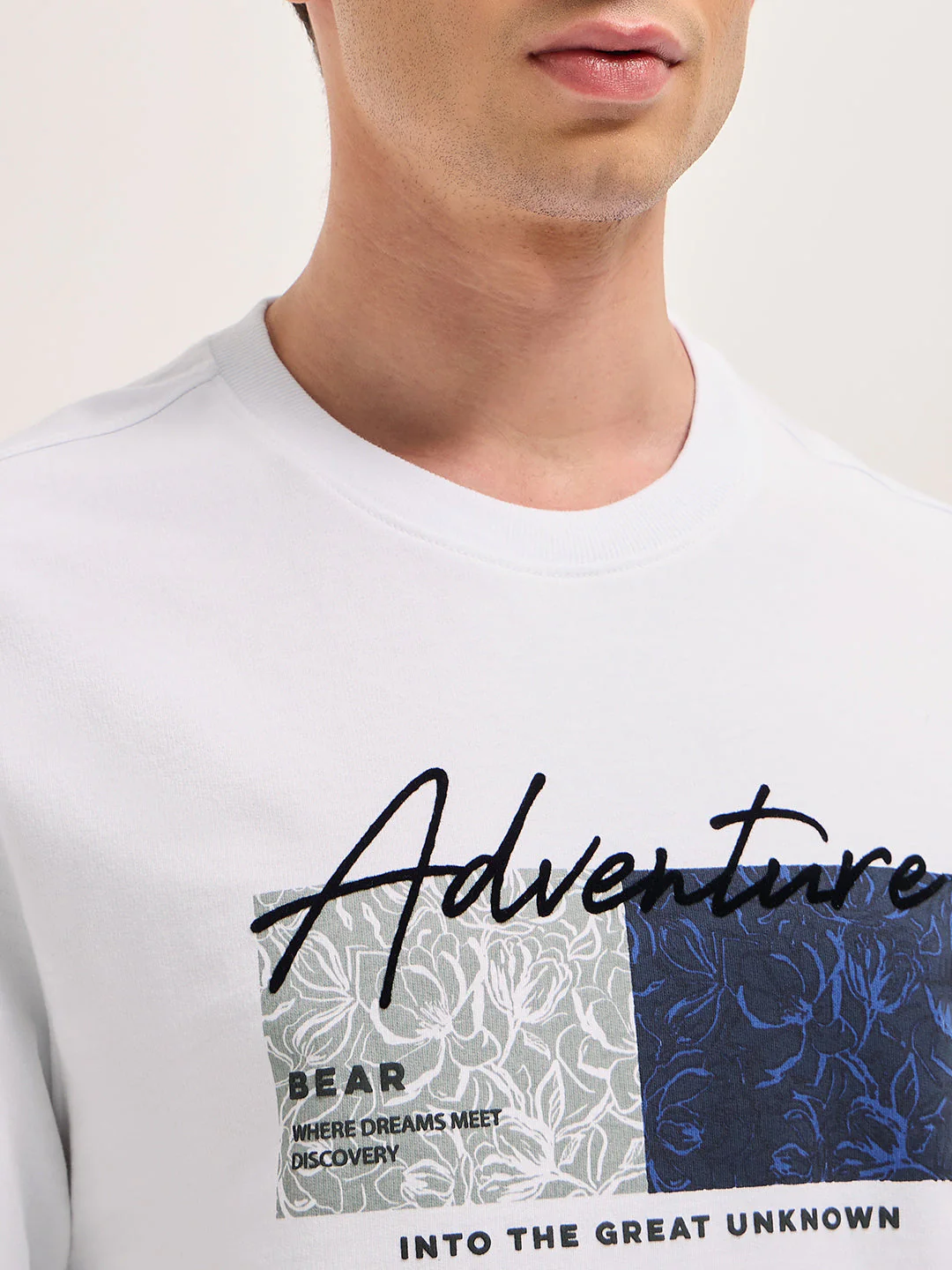 White Crew Neck T-Shirt with Adventure Graphic Print - Image 5