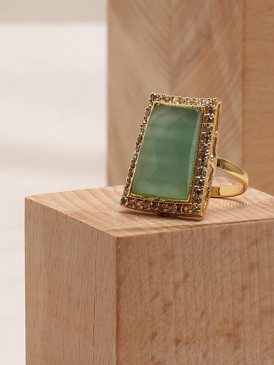 Green Stone Ring - Image 2