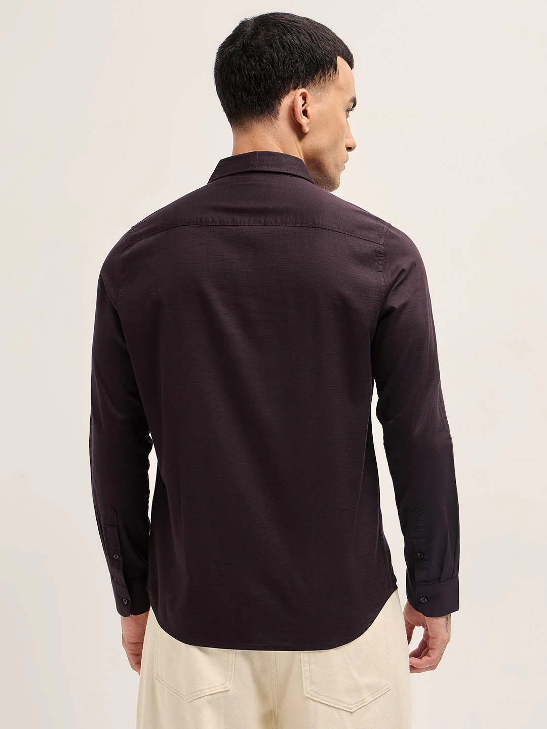 Maroon Solid Cotton Blend Slim Fit Casual Shirt - Image 2