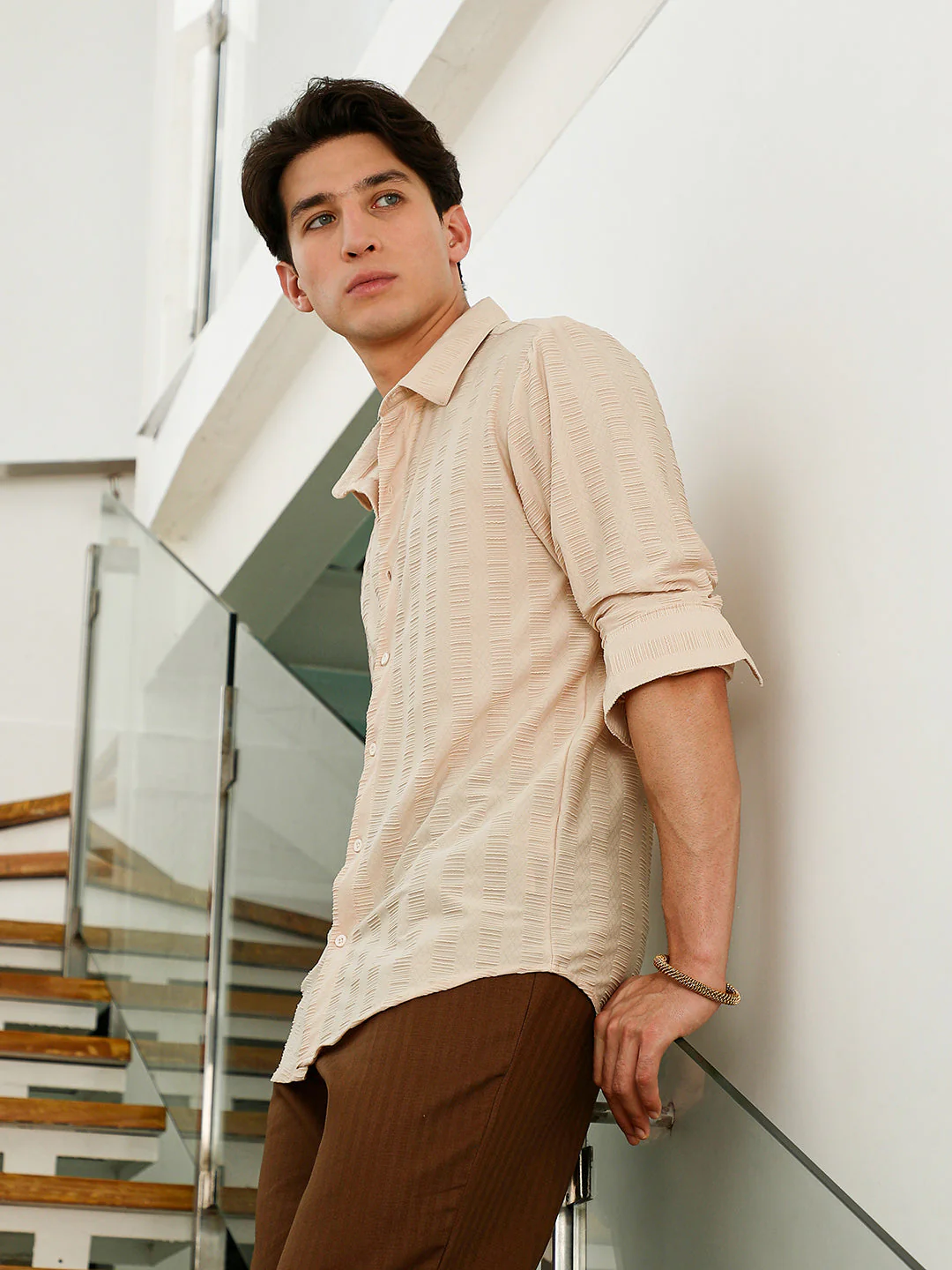 Beige Textured Slim Fit Full Sleeve Shirt For Men - Image 3