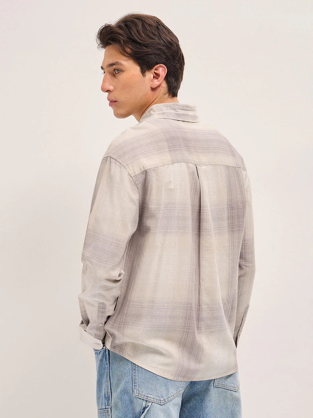 Pink and Cream Checkered Relaxed Fit Casual Shirt - Image 2