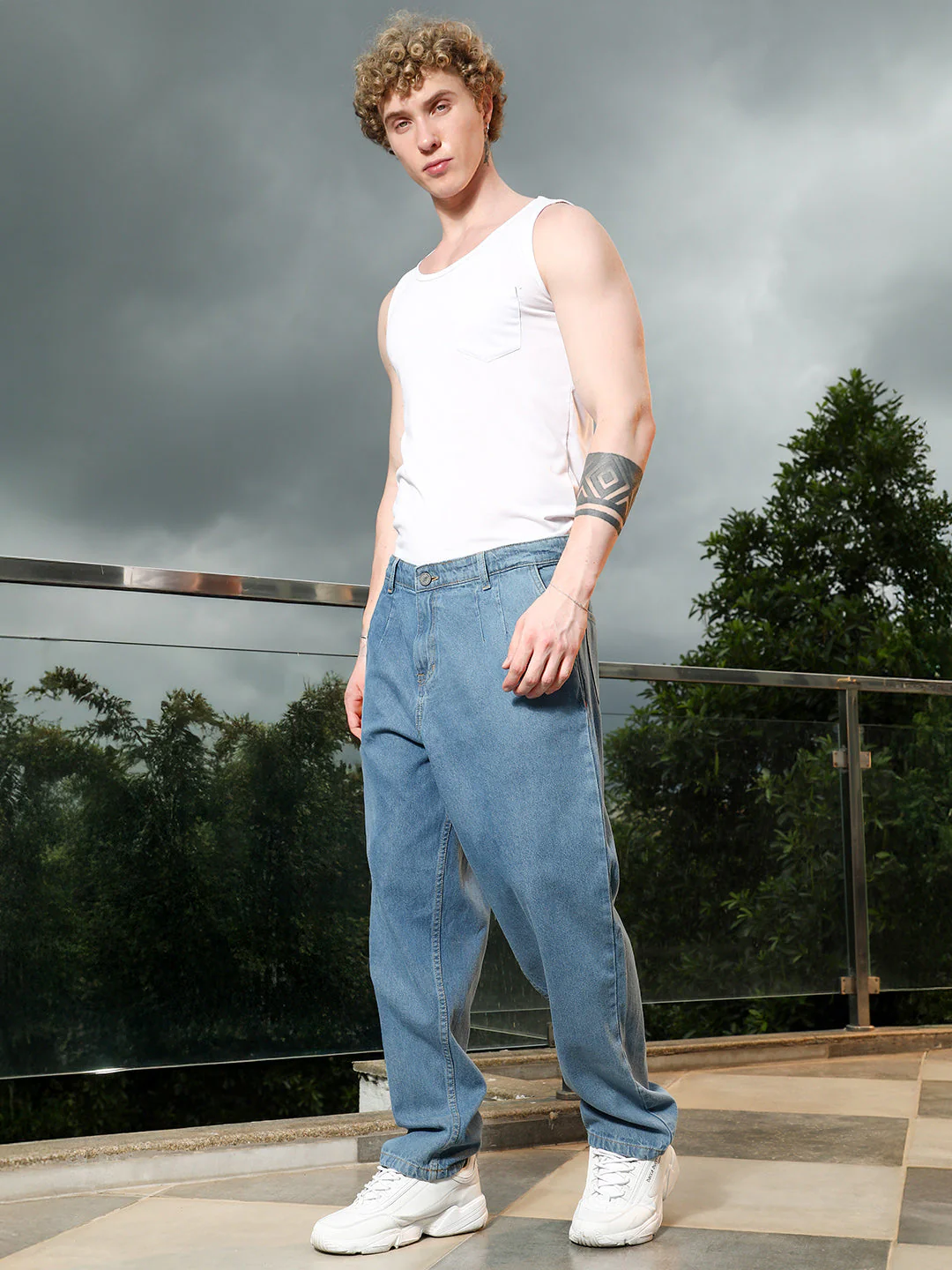 Classic Blue Jeans - Image 5