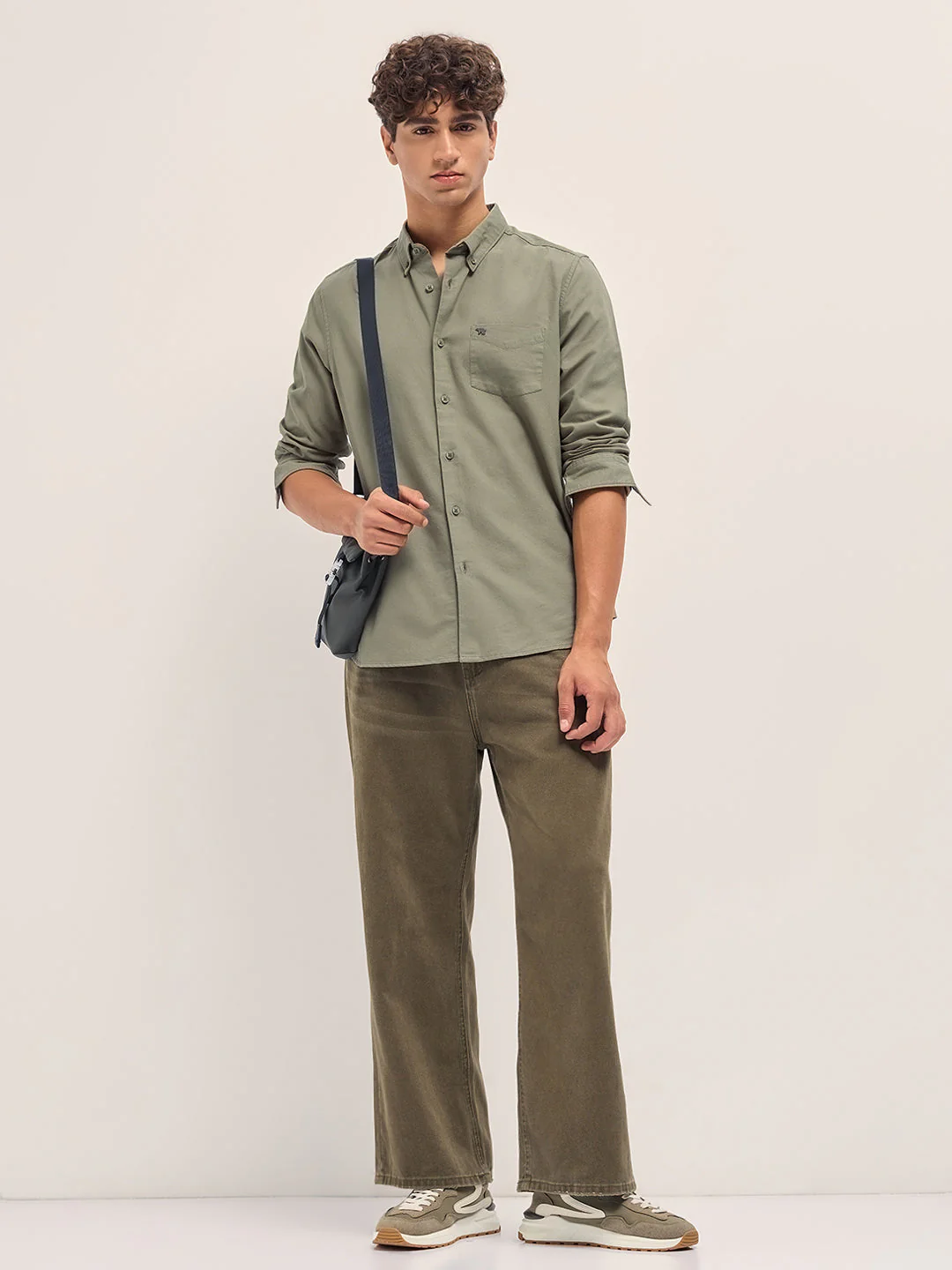 Olive Solid Slim Fit Casual Shirt with Button-Down Collar - Image 4