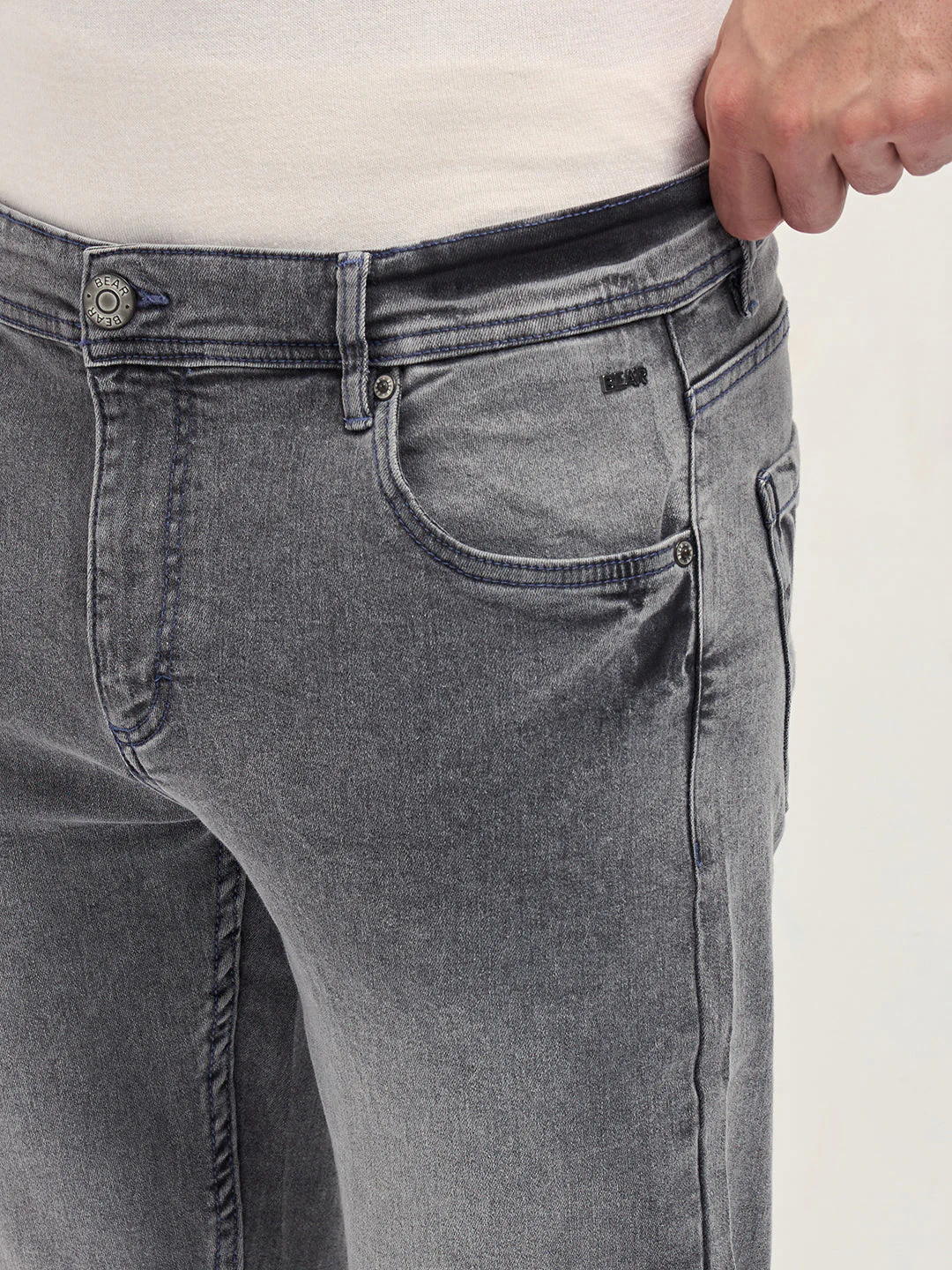 Light Grey Mid-Rise Skinny Fit Jeans with Light Fade - Image 5
