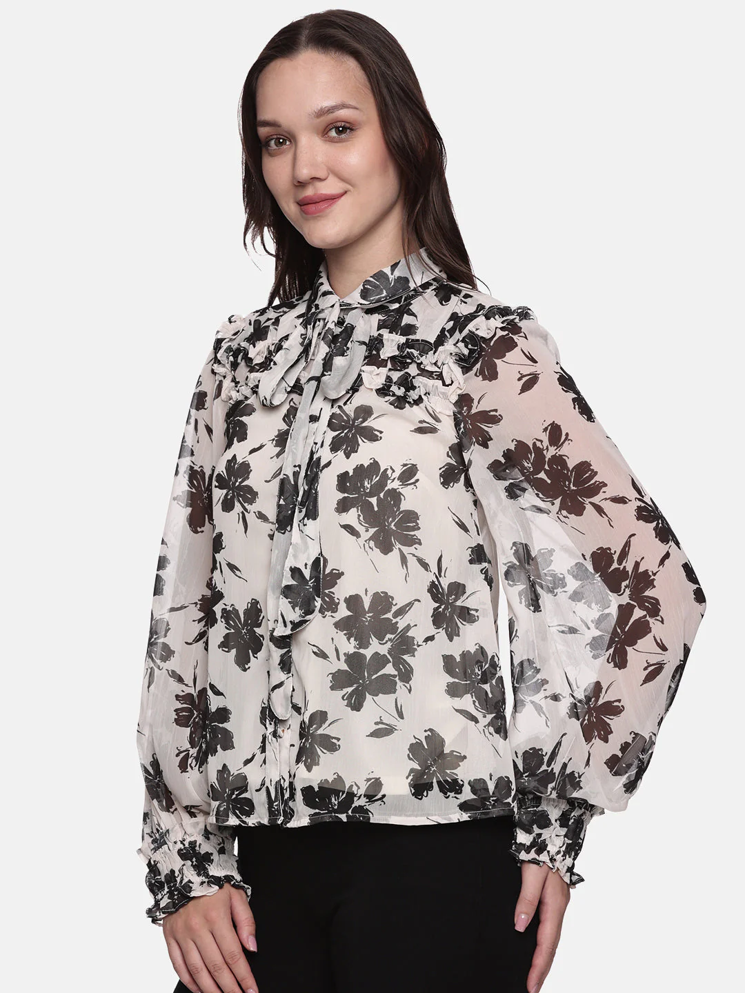 IS.U Floral Off-White Smocked Sleeve Top - Image 6