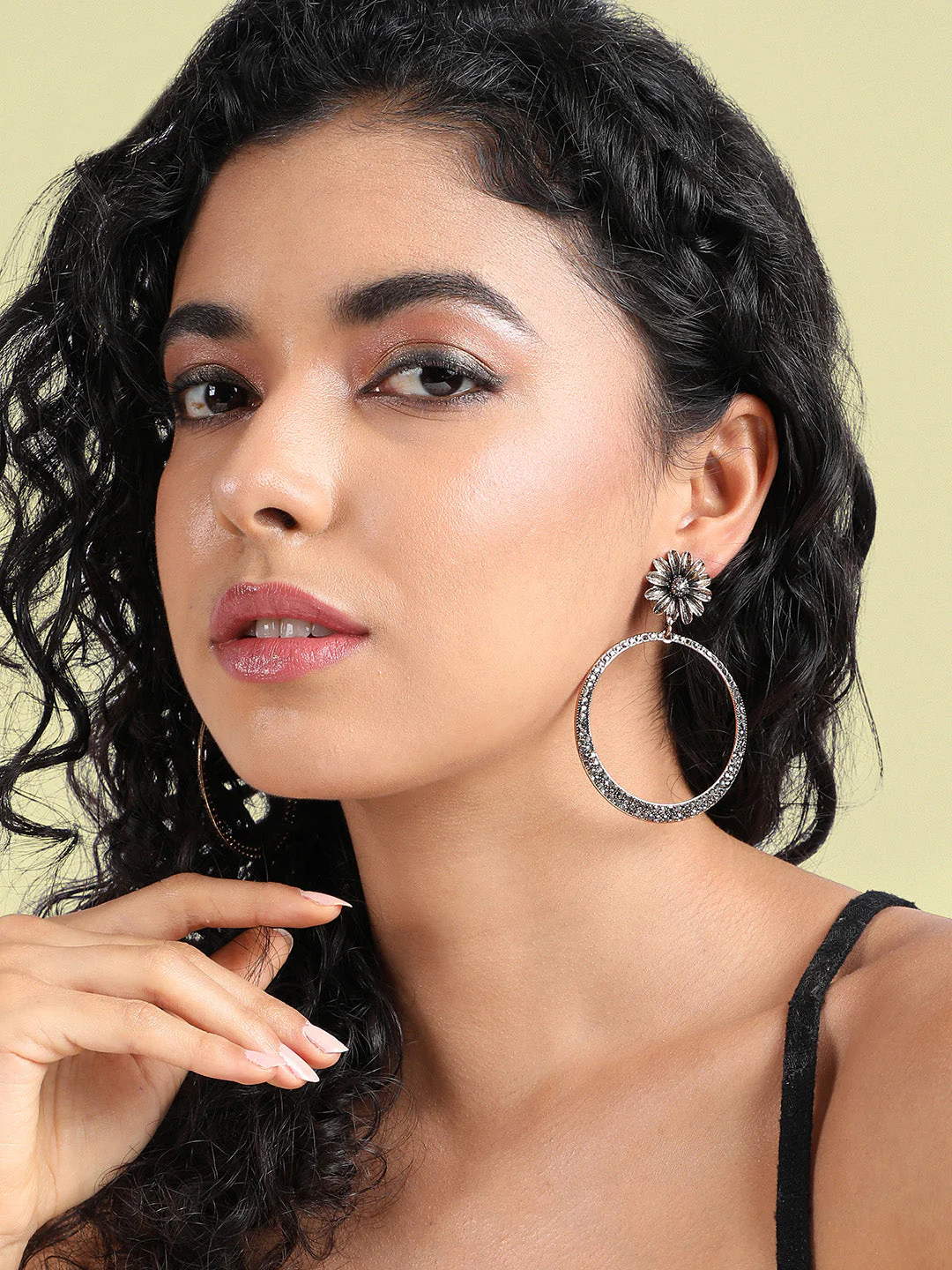 Gold-Plated Artificial Stones Contemporary Drop Earrings - Image 2