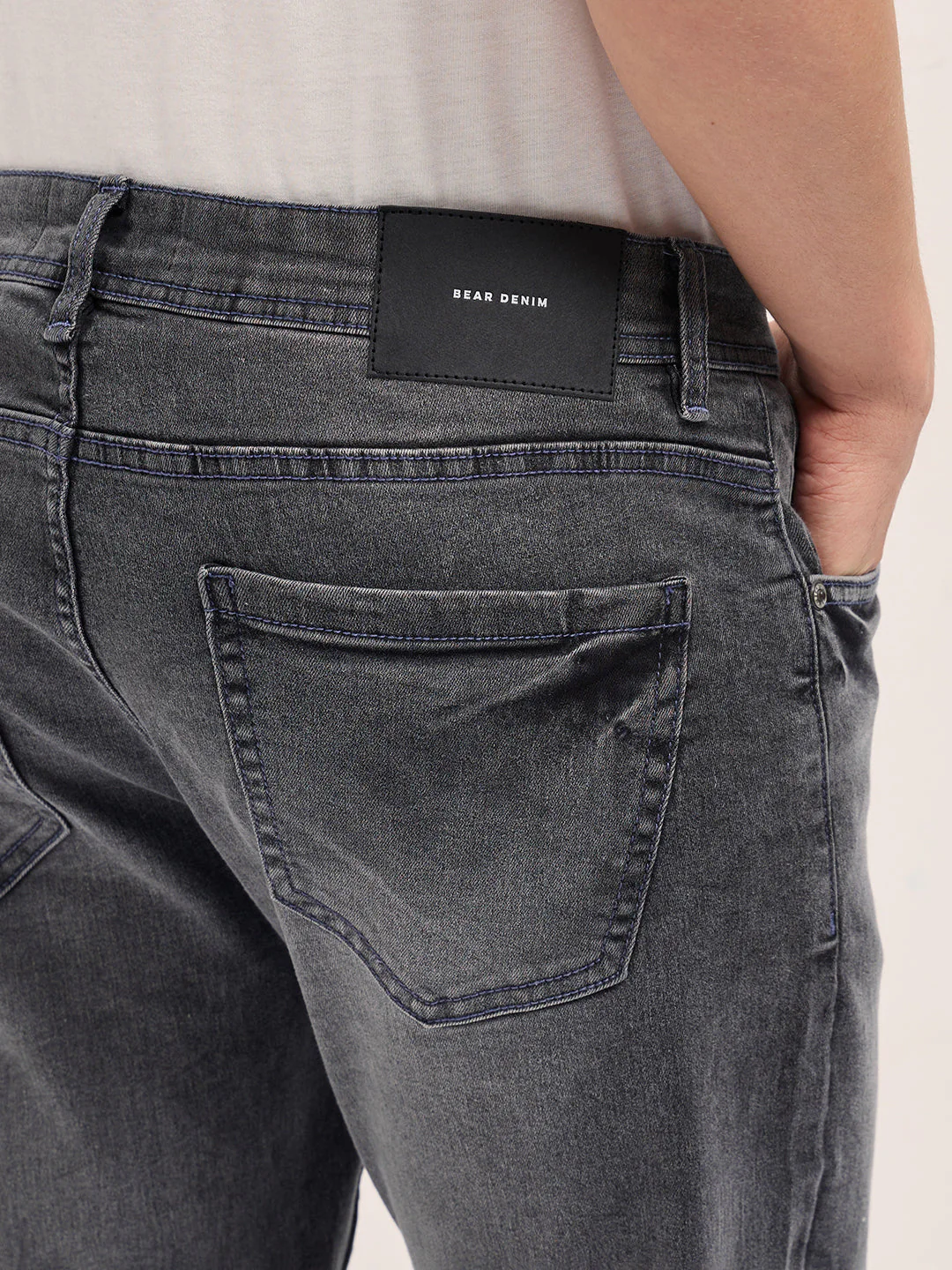 Grey Mid-Rise Skinny Fit Jeans with Light Fade - Image 5