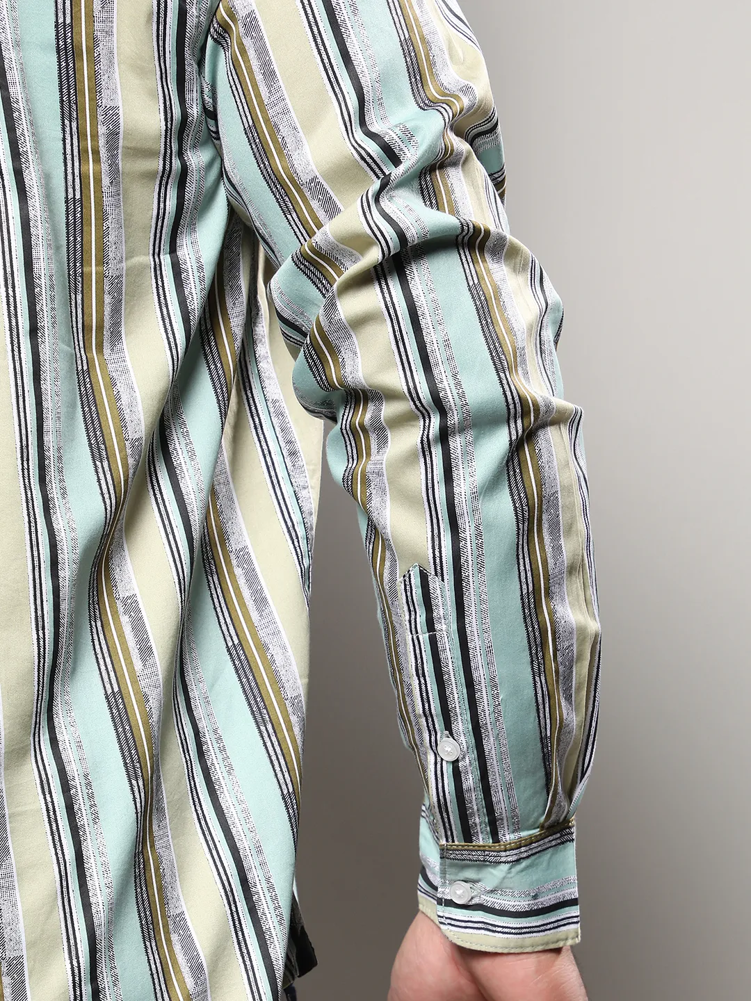 Multicolour Striped Regular Fit Casual Shirt - Image 7