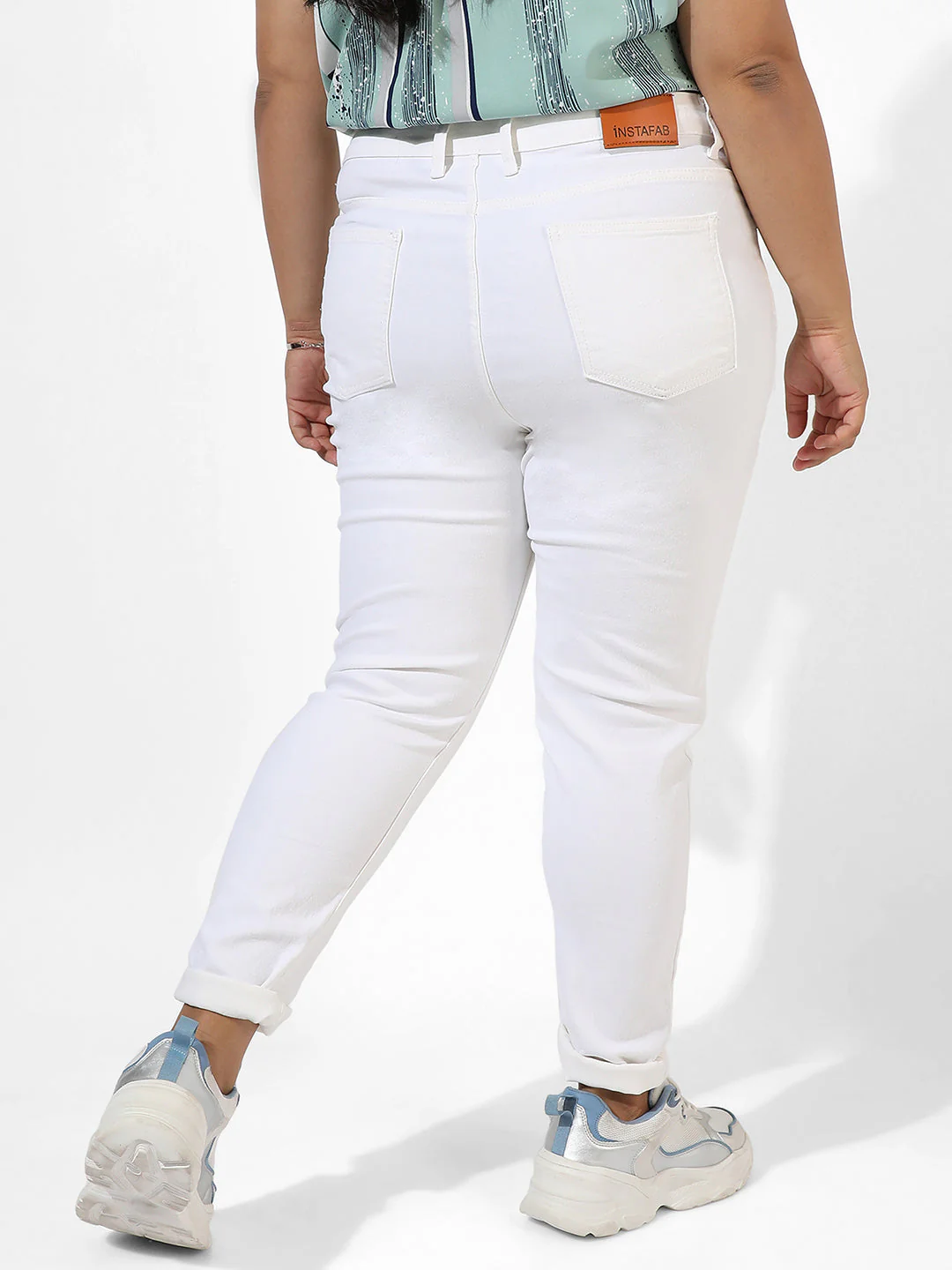 Mid-Rise Slim-Fit Denim Jeans - Image 4