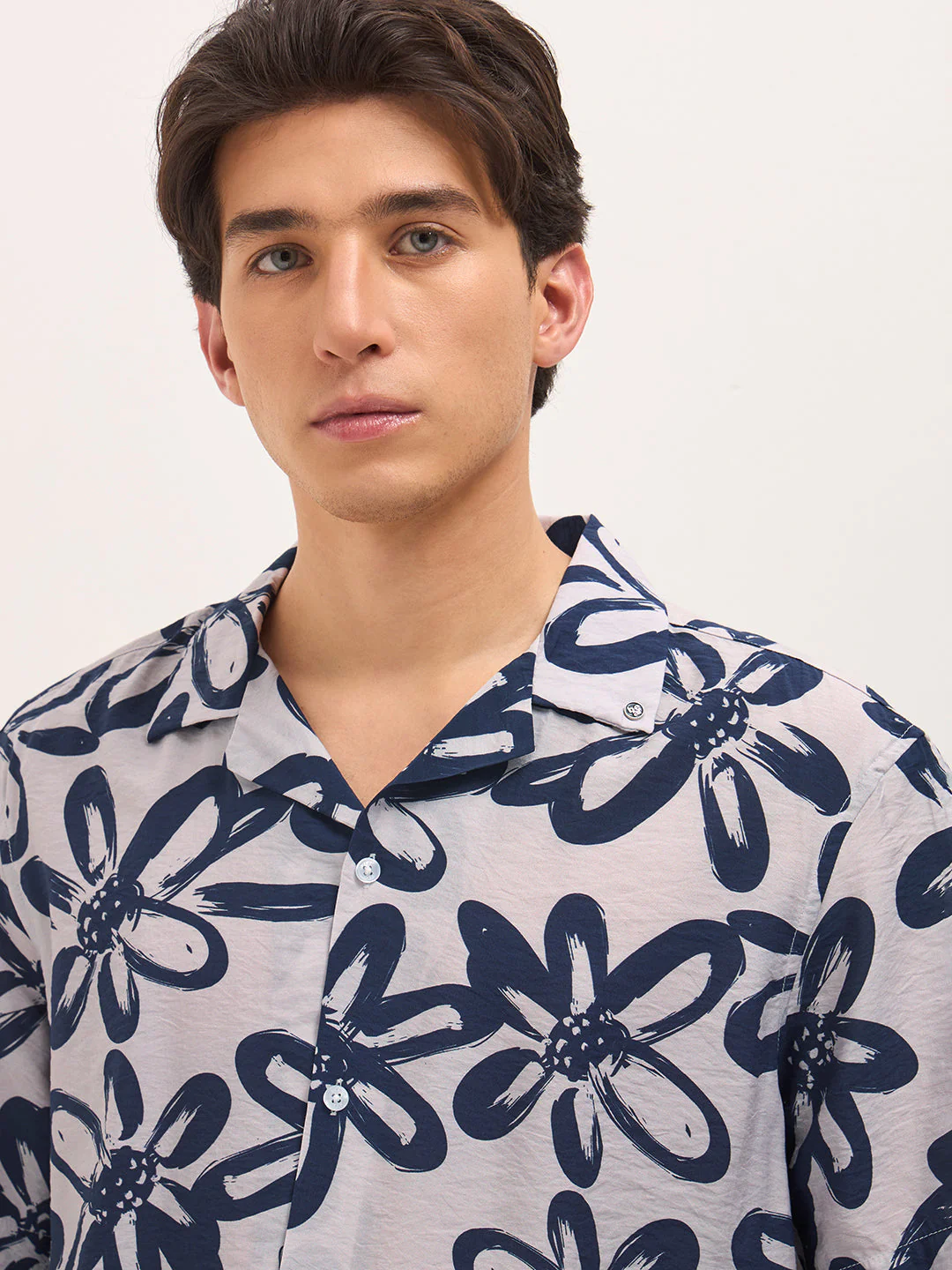 Blue Floral Motif Print Relaxed Fit Half-Sleeve Casual Shirt - Image 5