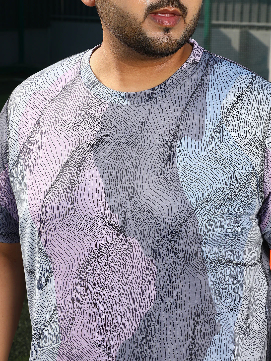 Lined-Dye Activewear T-Shirt - Image 7