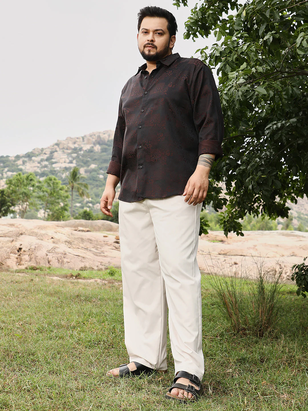 Dark-Tone Flora-Block Jacquard Shirt - Image 5