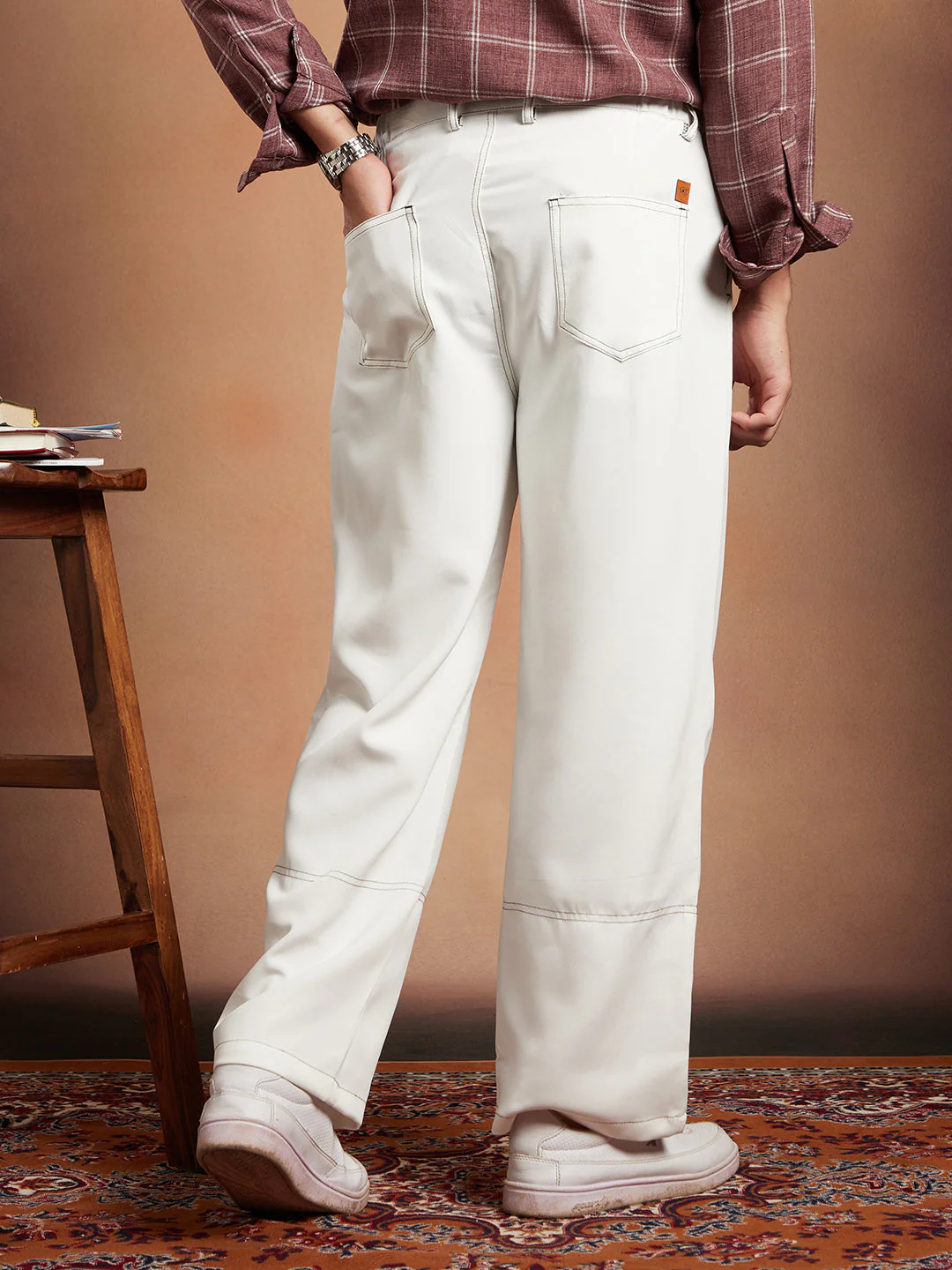 Contrast-Stitch Straight Trousers - Image 4