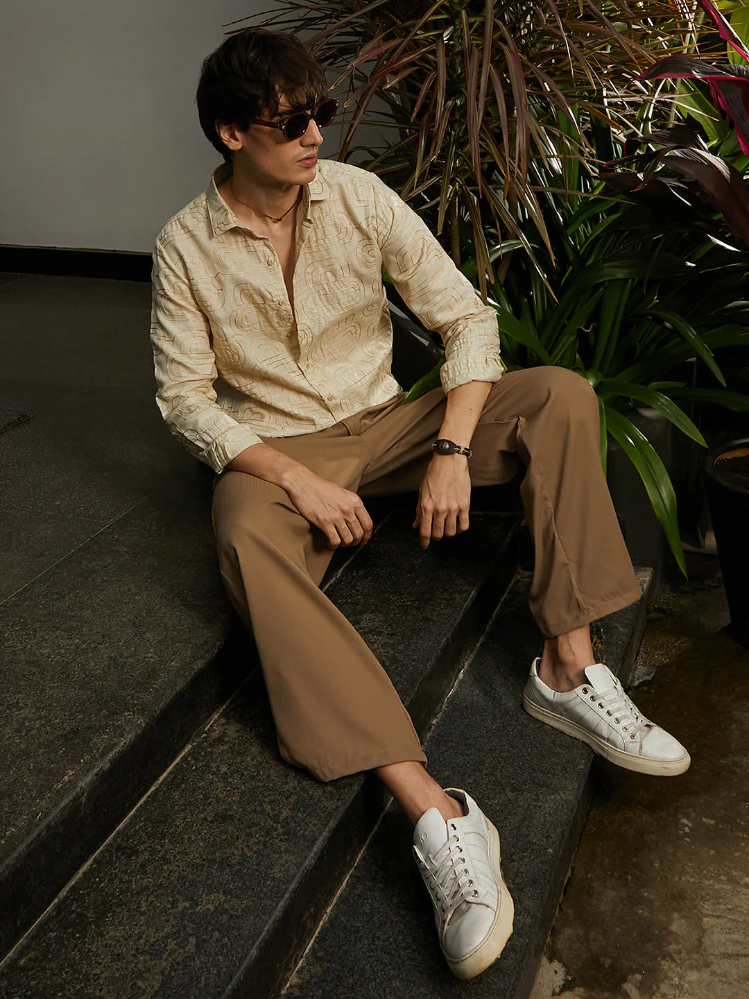 Curve-Lined Shirt - Image 6