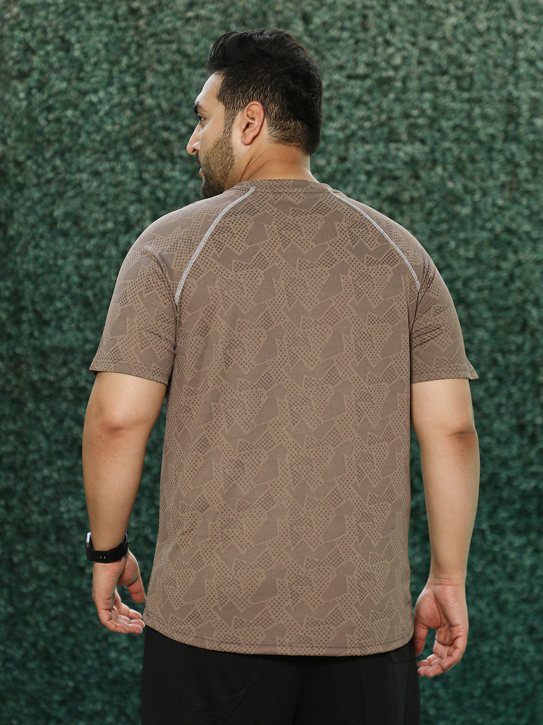 Abstract-Imprint Activewear T-Shirt - Image 4