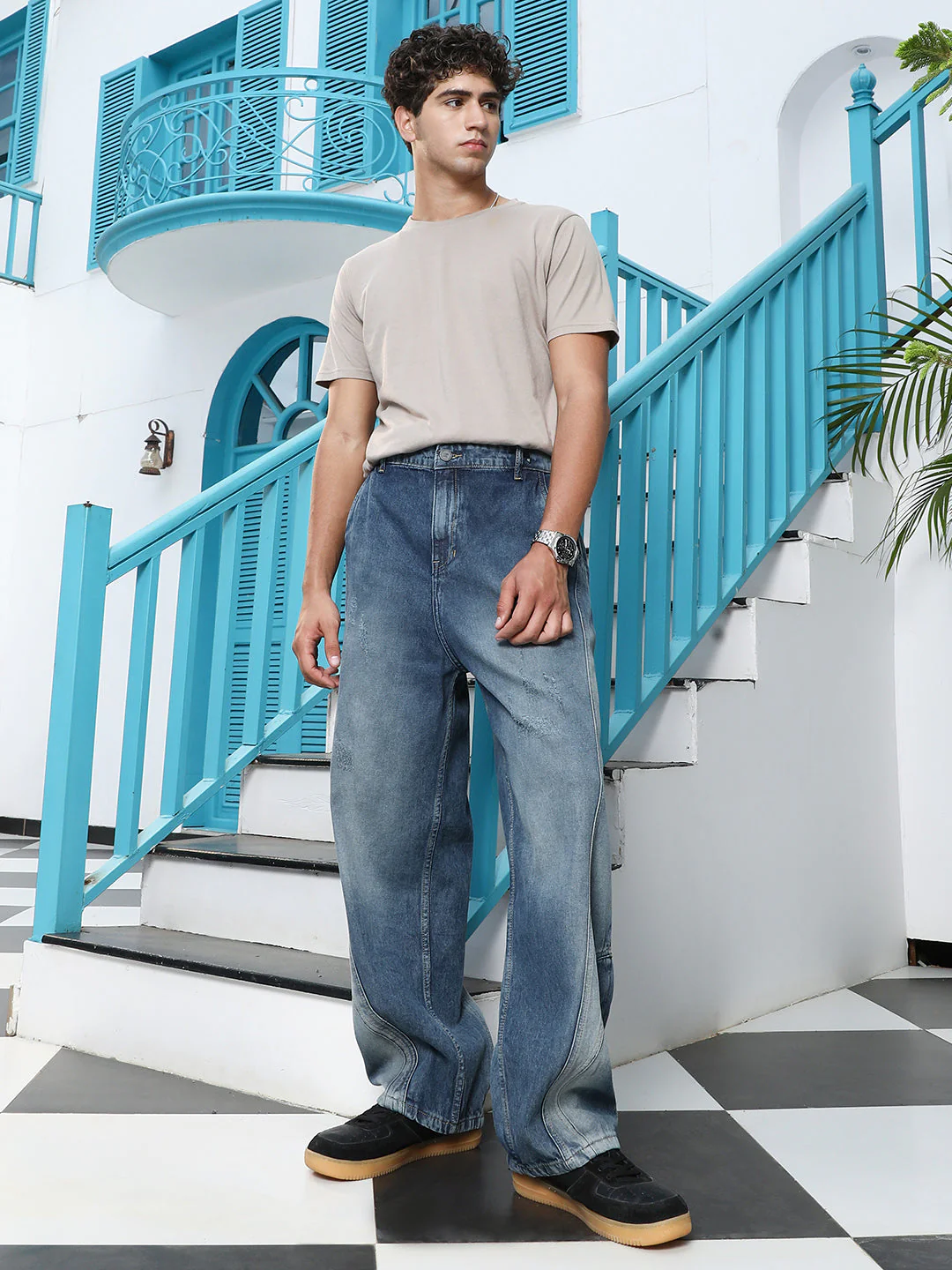 Light-Distressed Panelled Denim Jeans - Image 5