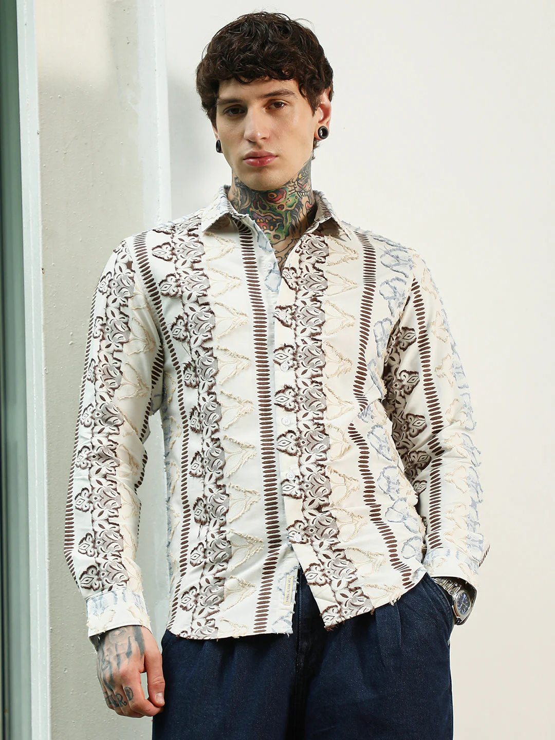 Off White Self Design Cotton-Poly Blend Full Sleeve Shirt - Image 2