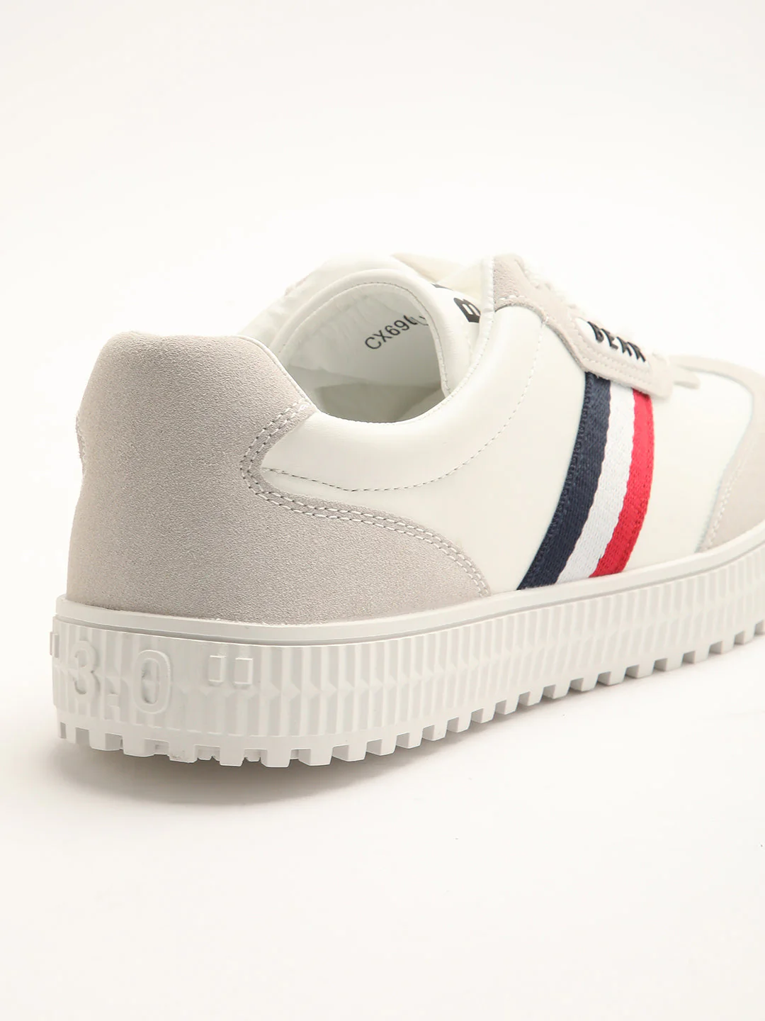 Men's Streamlined White Sneaker with Signature 3-Stripes - Image 4