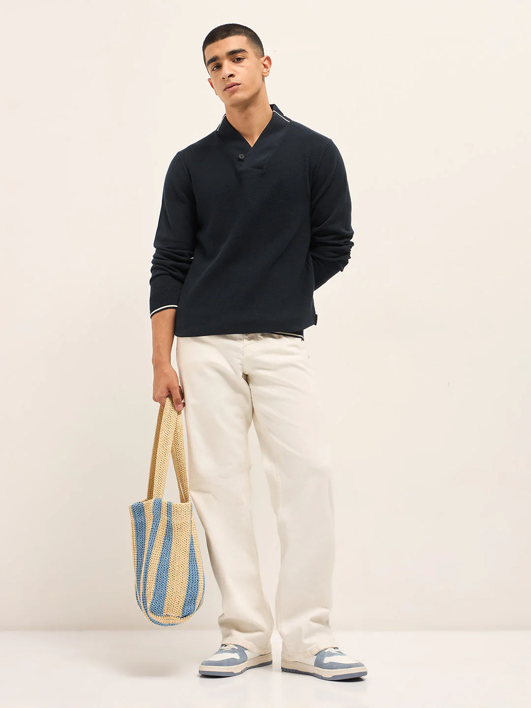 Navy Blue Textured Slim Fit Shawl Collar Full Sleeve T-shirt - Image 3
