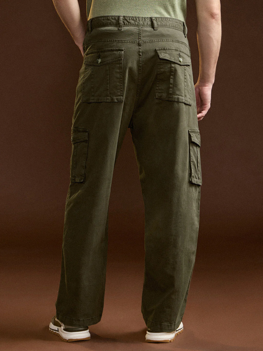 Olive Solid Straight Fit Functional & Stylish Cargo Pant - Image 2