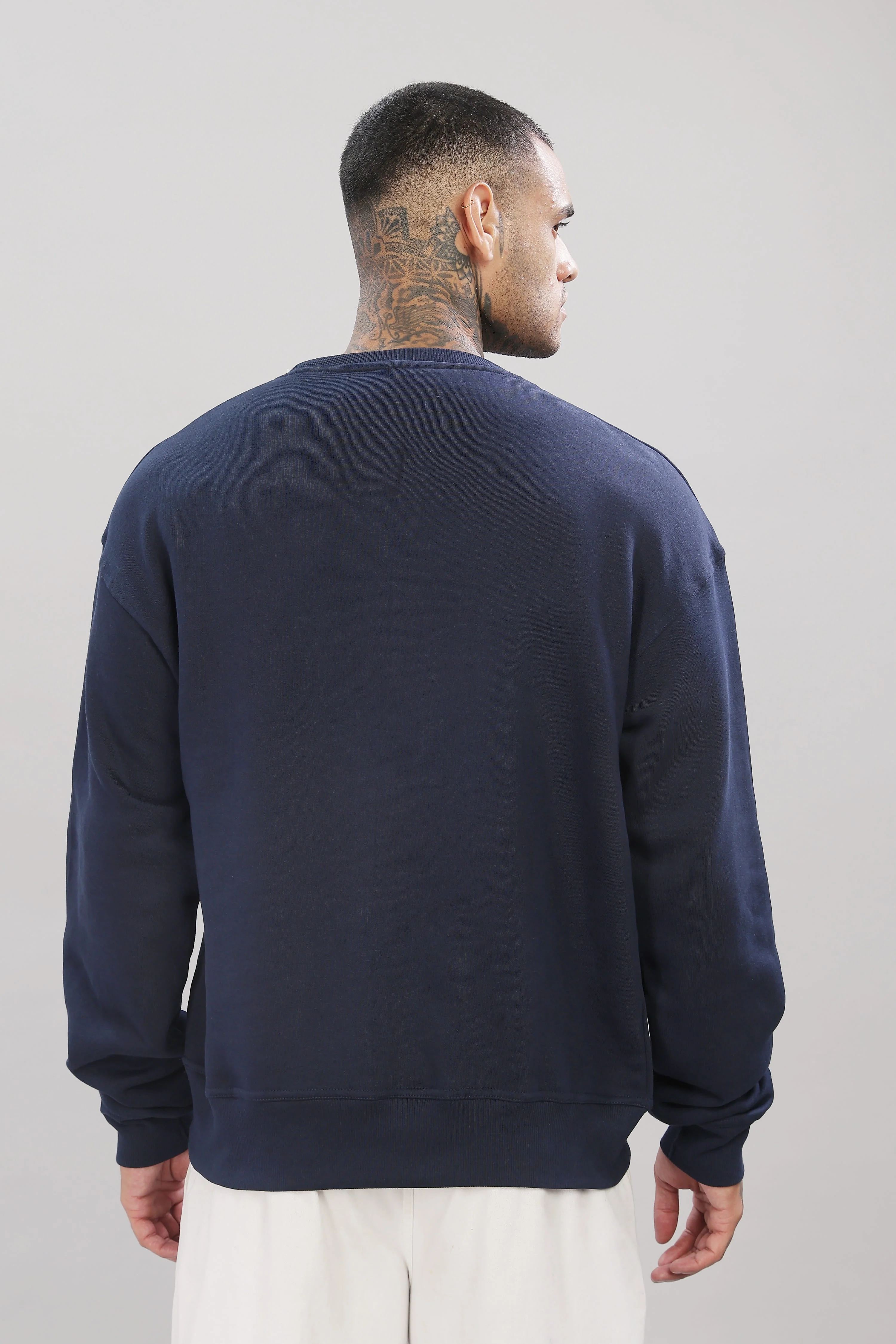 Winter Oversized Sweatshirt - Image 15