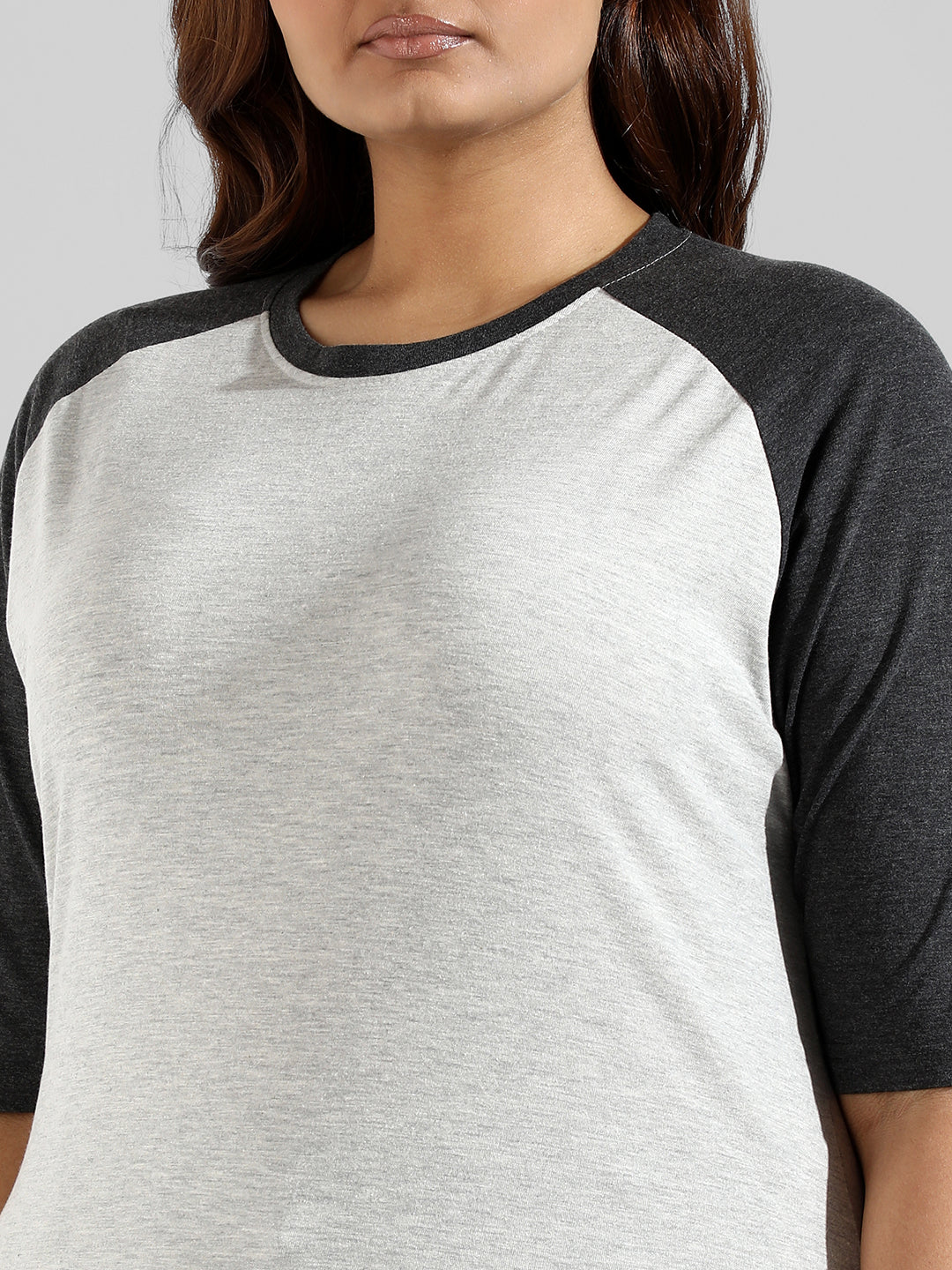 Colorblocked Stylish Quarter Sleeve Round Neck Top - Image 7