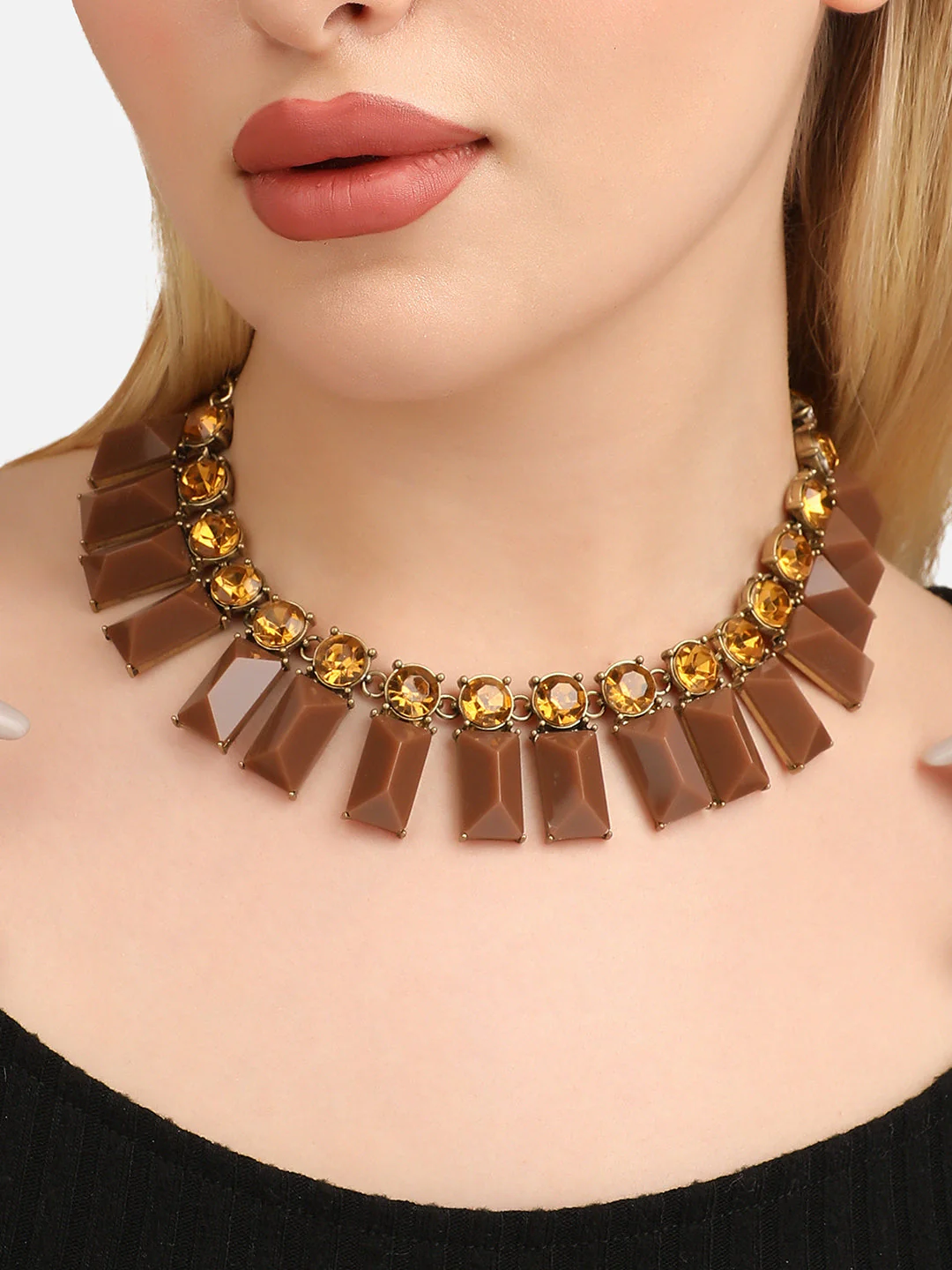 Auburn Bar Necklace - Image 3