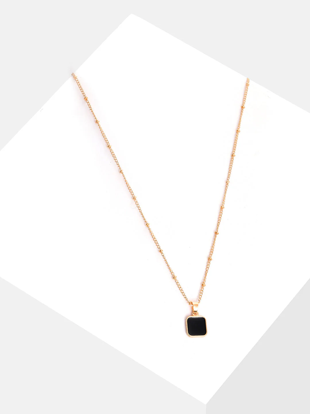 Brunette Pendant - Image 4