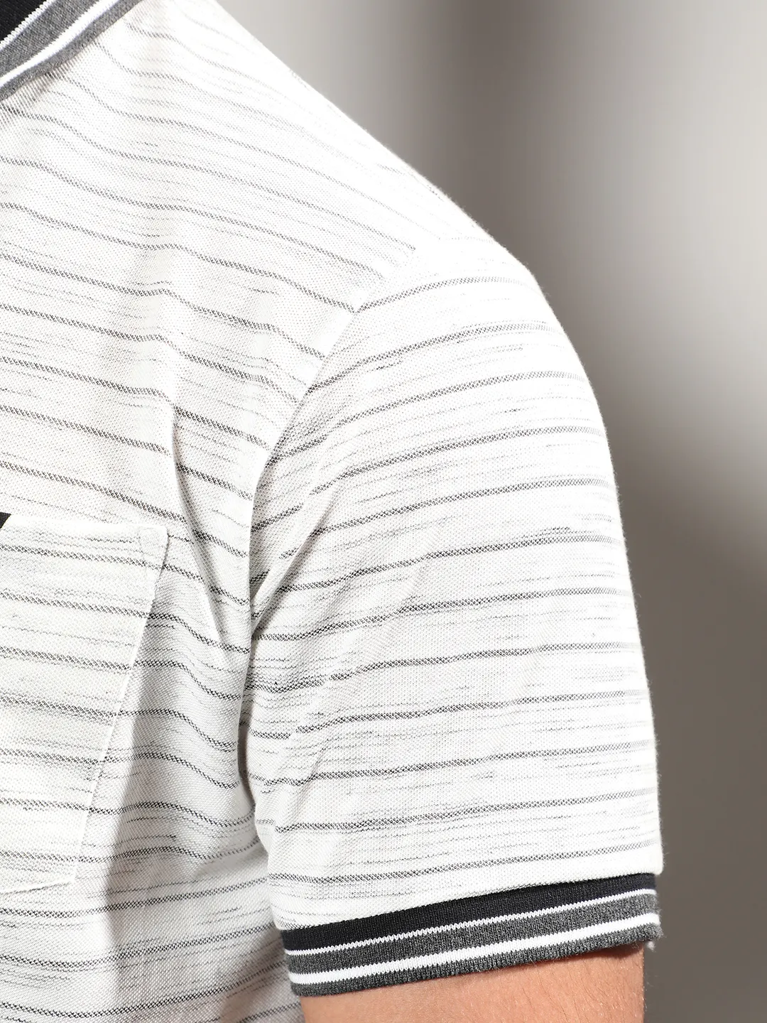 Casual T-Shirt - Image 6