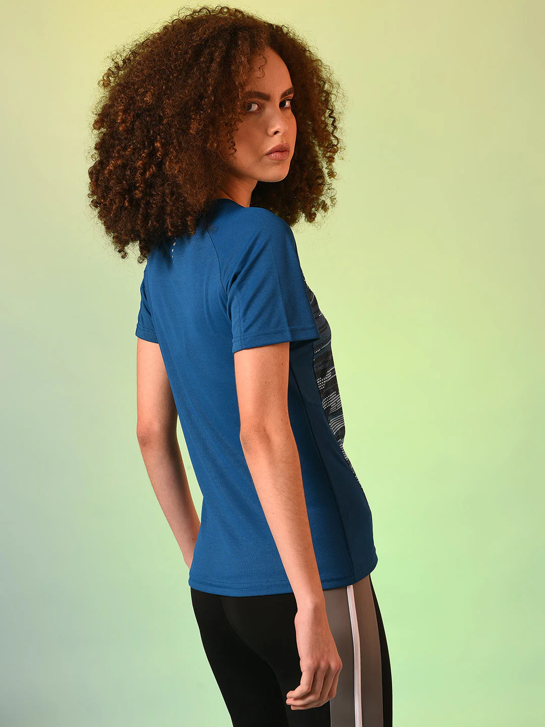 Abstract Striped Activewear T-Shirt - Image 4