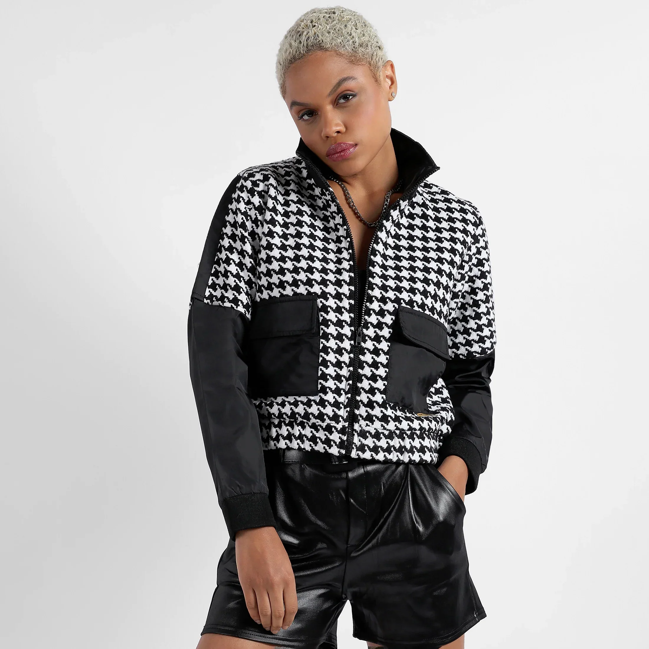 Black & White Contrast Houndstooth Jacket - Image 2
