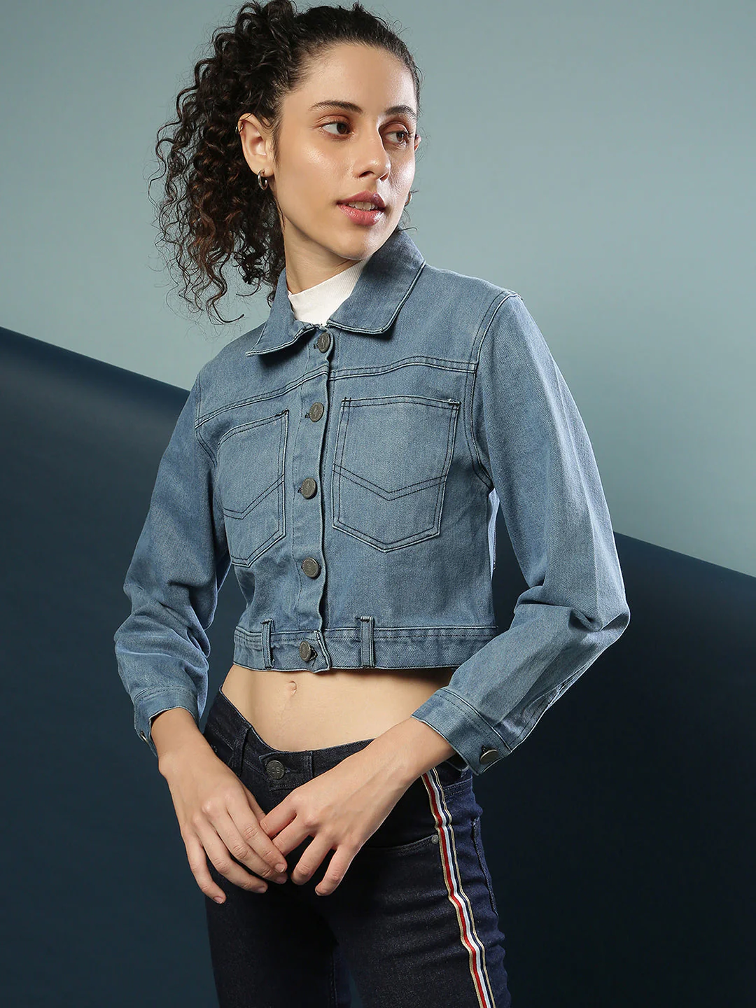 Stylish Jeans Jacket - Image 2