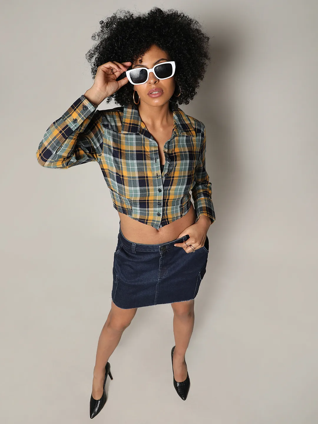 Tartan Plaid Cinched Cropped Shirt - Image 6