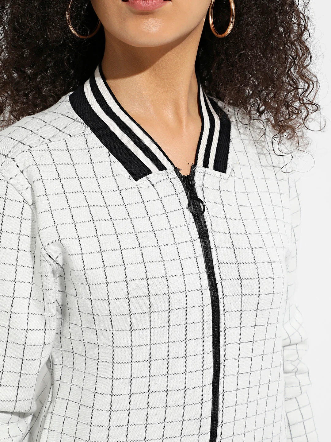 Zip-Front Checkered Jacket With Contrast Hem - Image 7