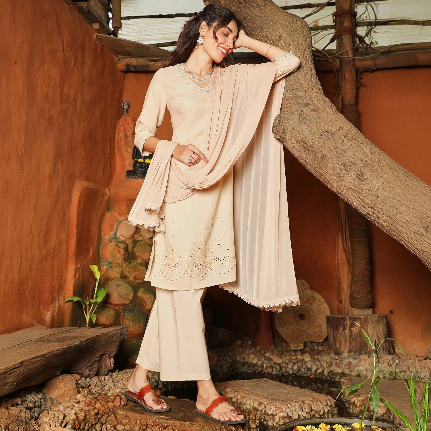 Irani Kurta Set - Image 5