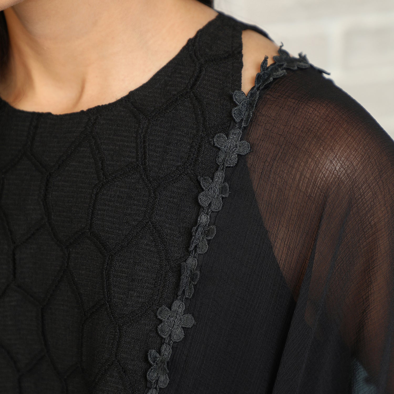 Ditsy Floral Kurta Set - Image 19
