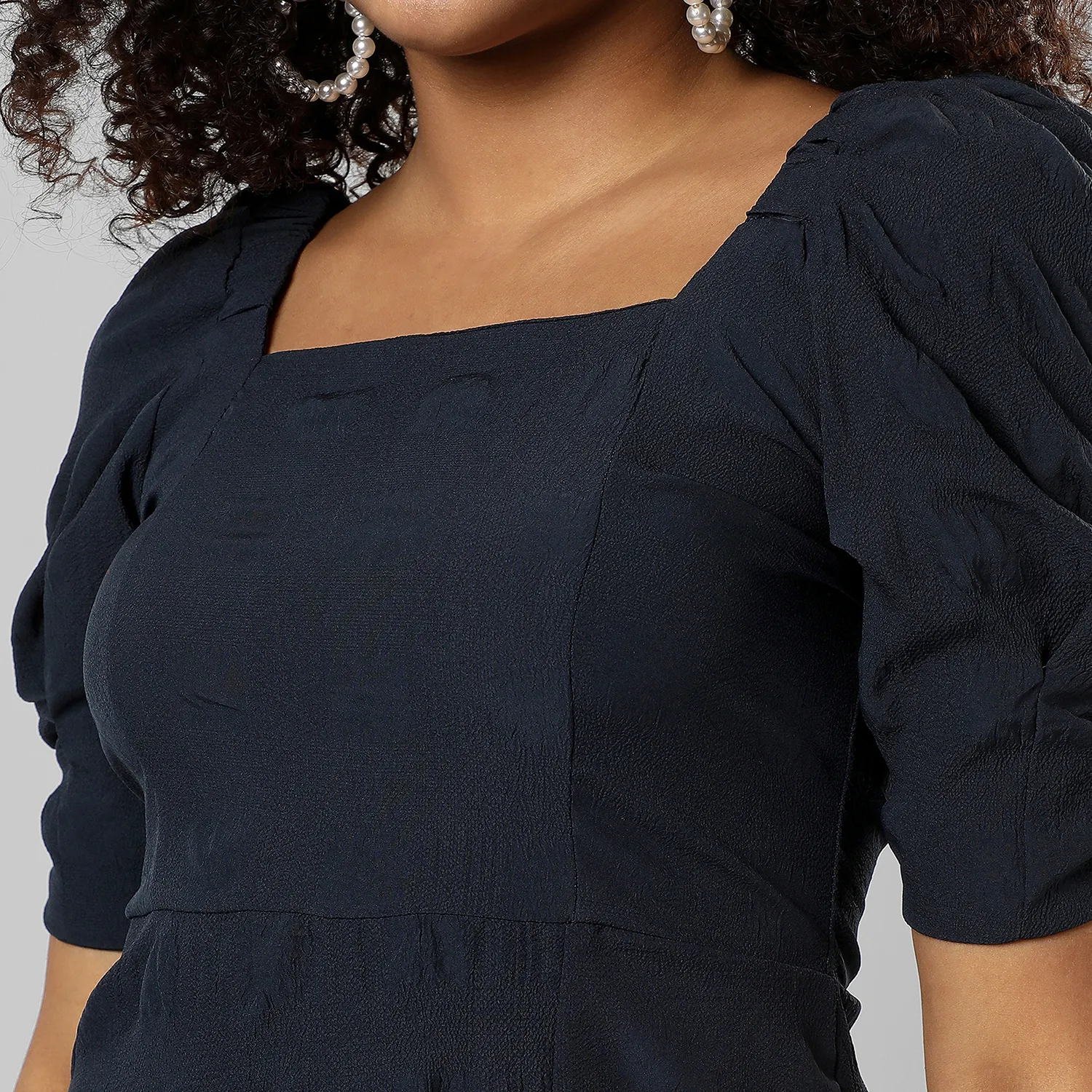Creased Dress With Slit Detail - Image 5