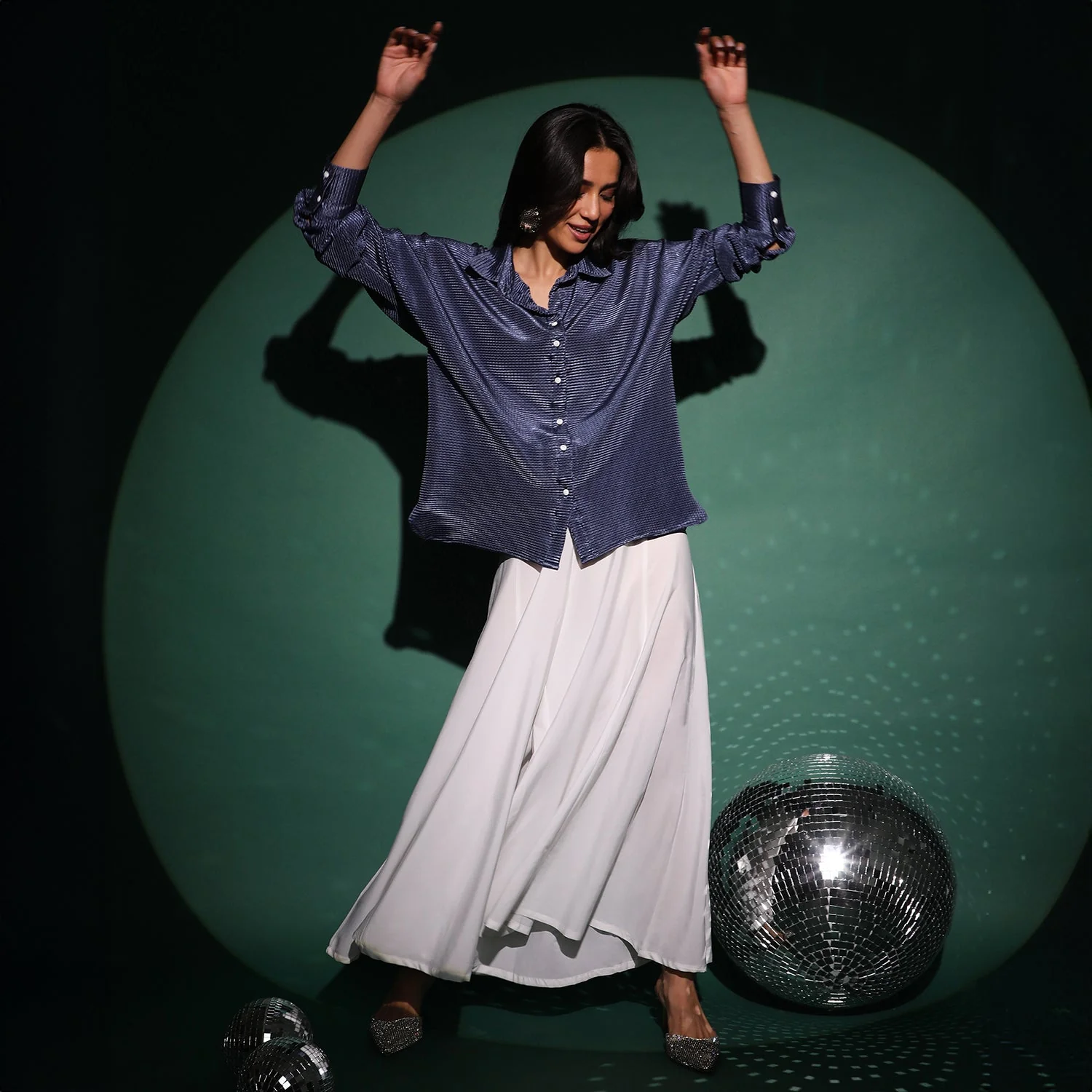 Textured-Pleat Shirt - Image 6