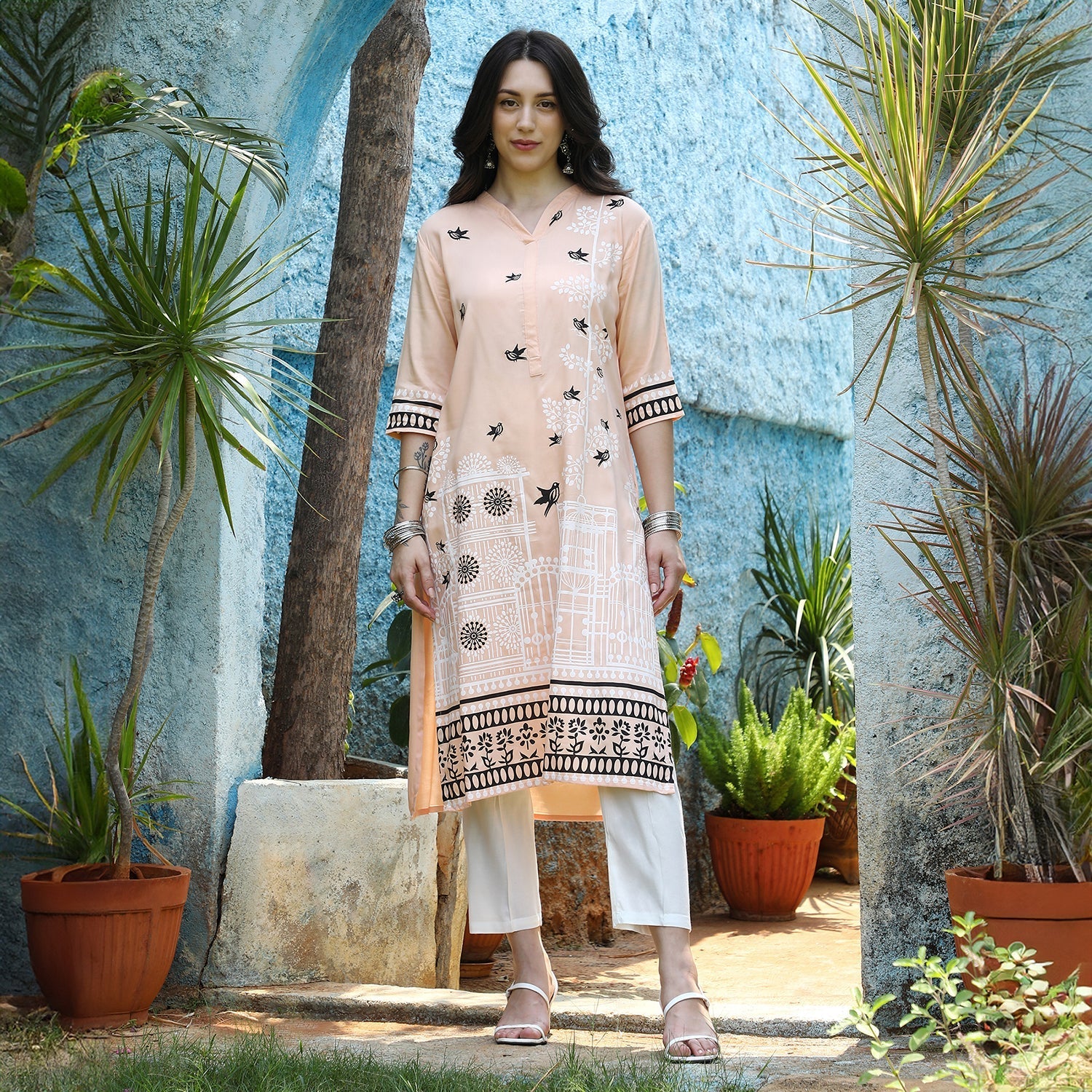 Bird Print Kurta With Trousers Set - Image 2