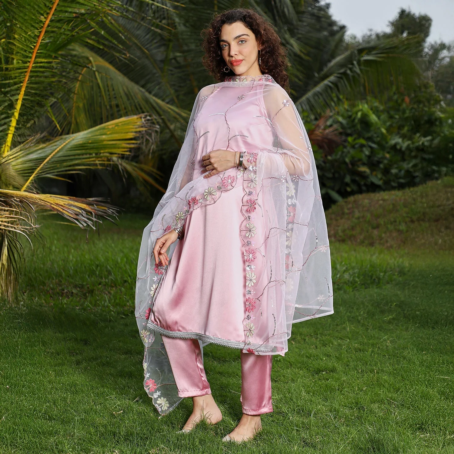 Blush Bloom Kurta Set - Image 22