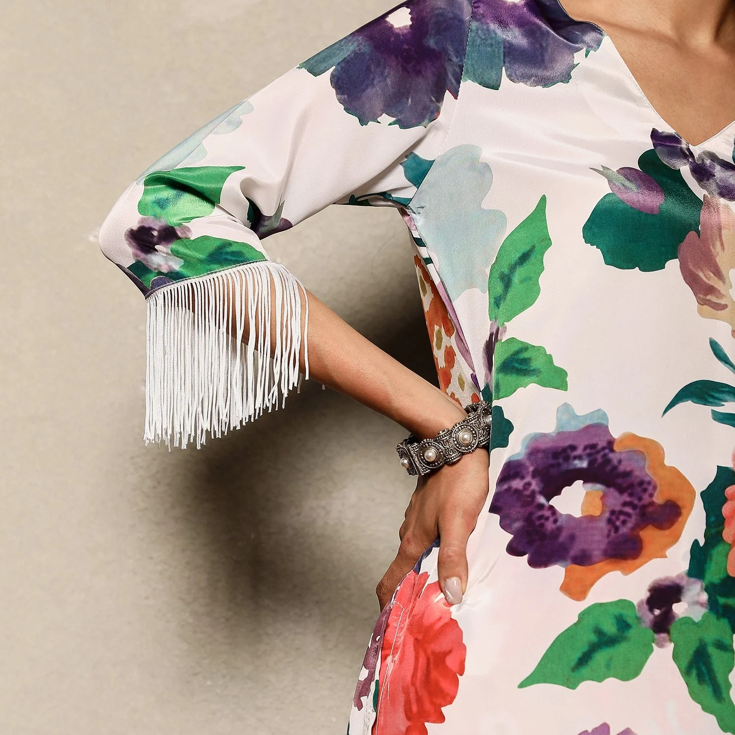 Botanical Cluster Kurti With Trousers - Image 10