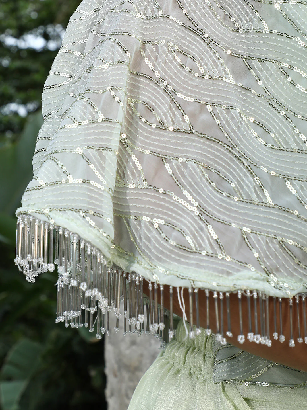 Bijou Cape Pre-Draped Saree - Image 7