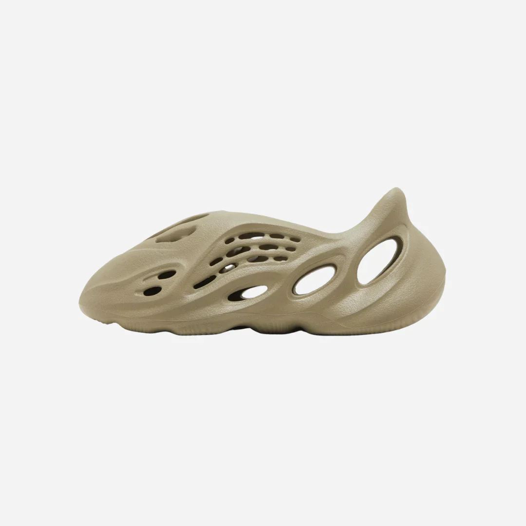 Yeezy Foam Runner "Stone Salt" - Image 4